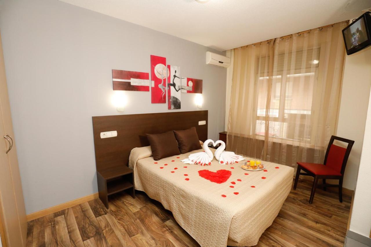 סלאמנקה Hostal Conde David מראה חיצוני תמונה