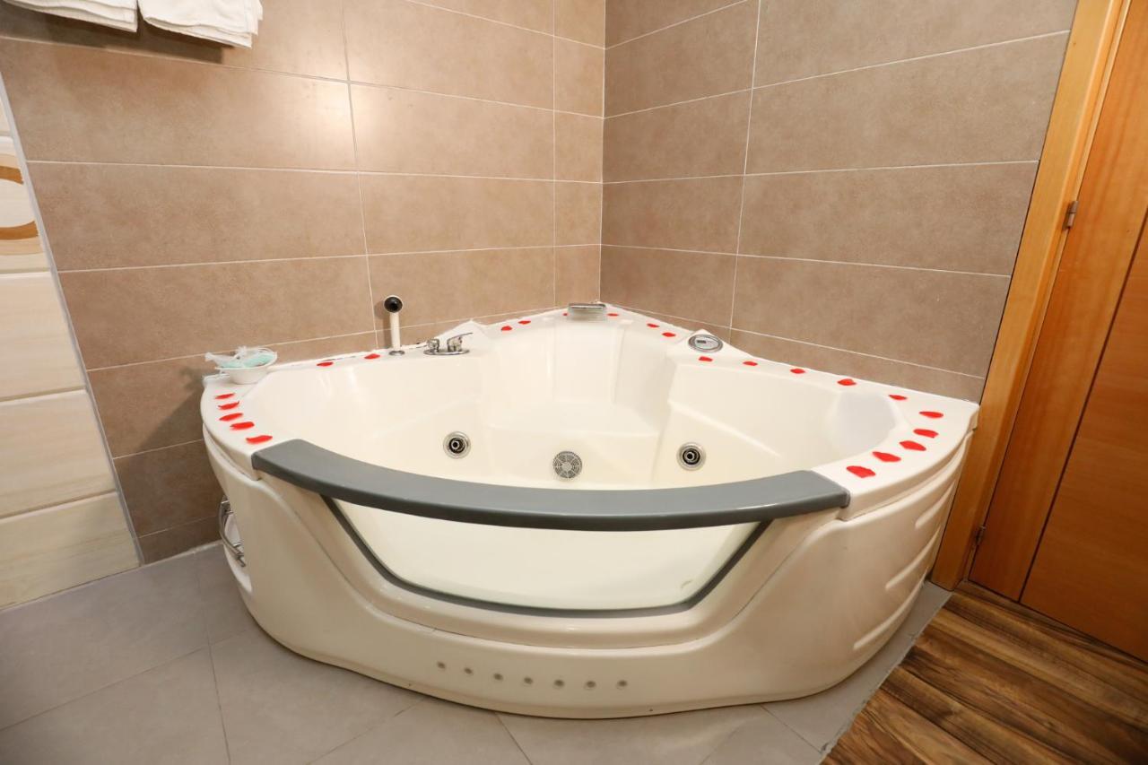 סלאמנקה Hostal Conde David מראה חיצוני תמונה